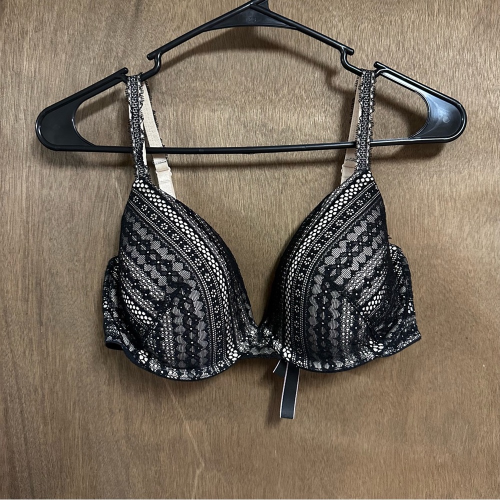 Victorias Secret Lined Demi Bra 34DD
